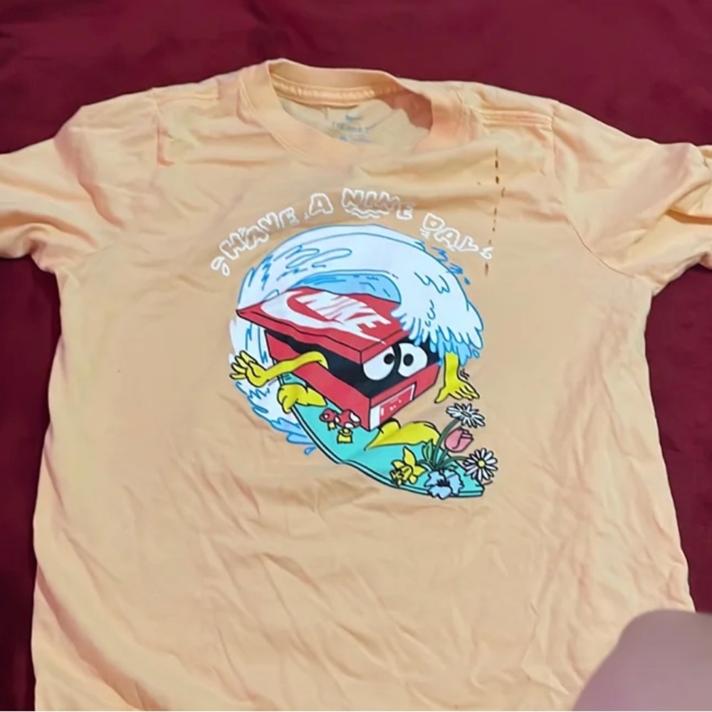 Nike t-shirt